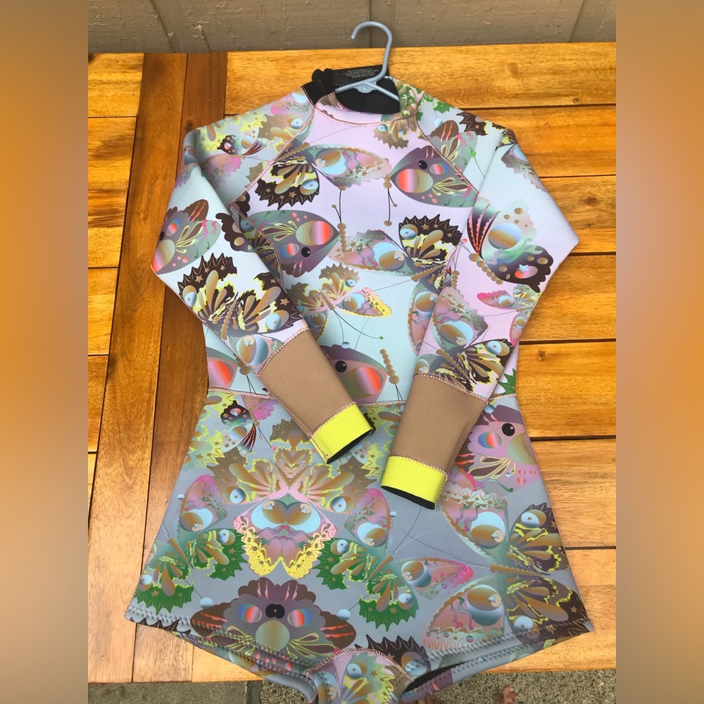 Cynthia Rowley Sunset Butterfly Wetsuit Size L